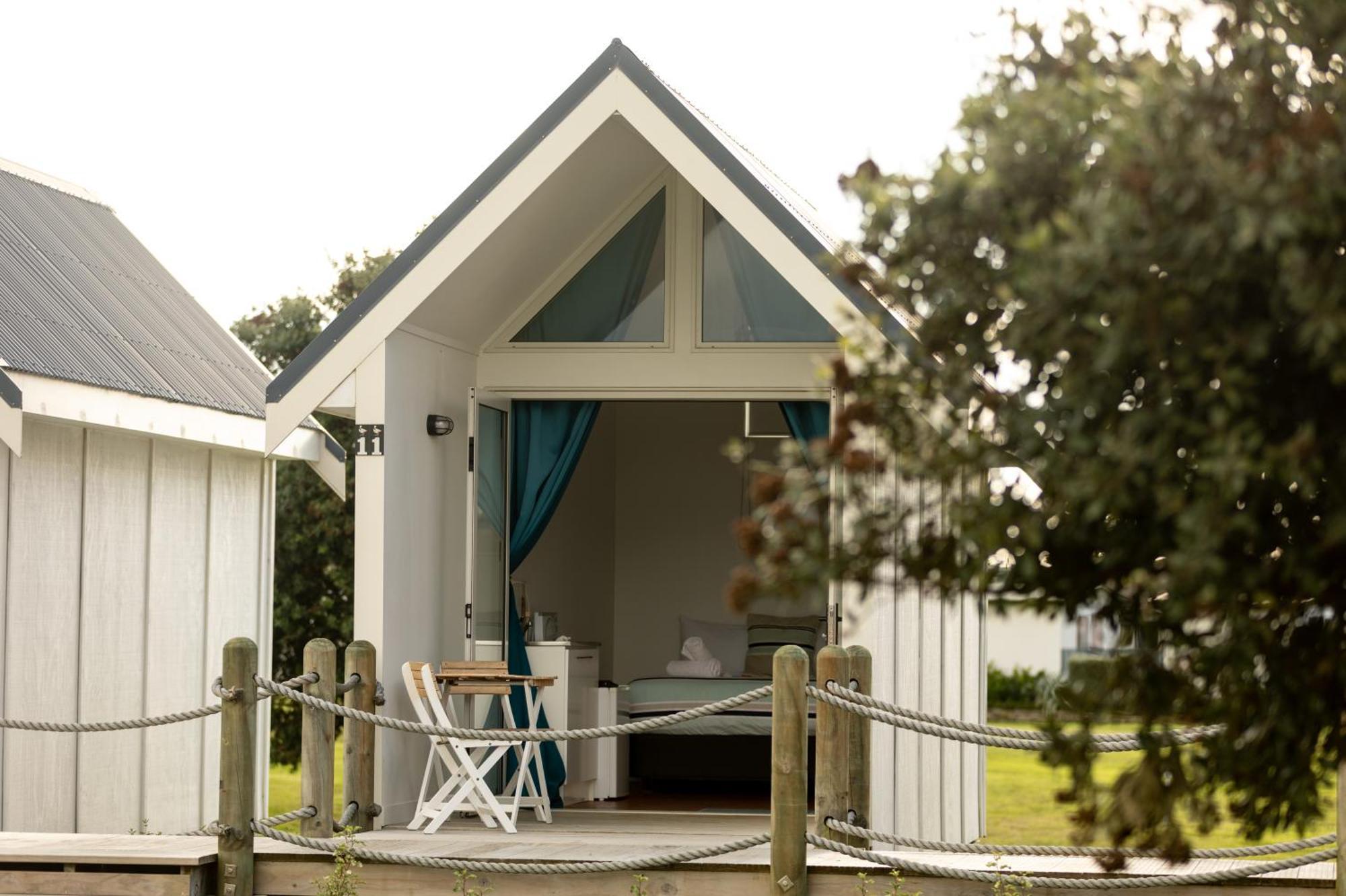 Foxton Beach Holiday Park Exterior photo